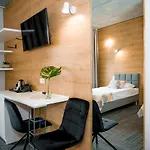 107 Otel 3*
