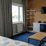 107 Otel 3*
