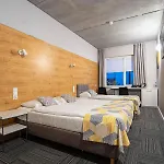 107 Otel 3*