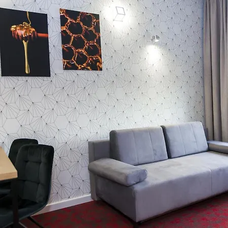 Hotel 107 3*