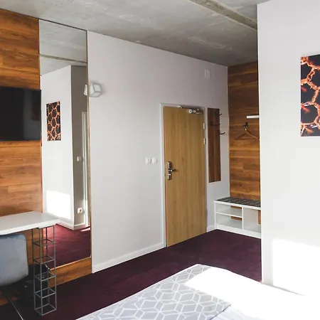 Hotel 107
