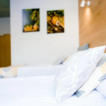 Hotel 107