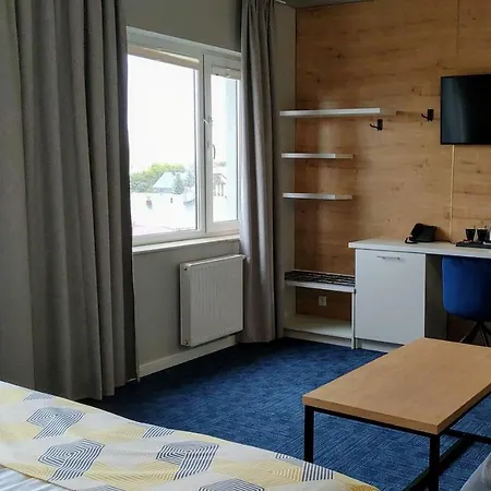 107 Hotel 3*