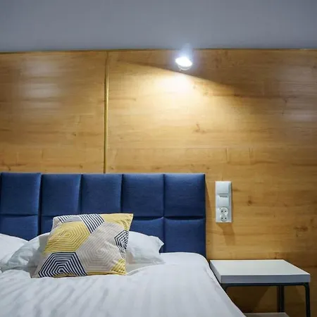 Hotel 107 Rumia