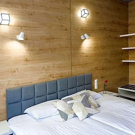 107 Hotel
